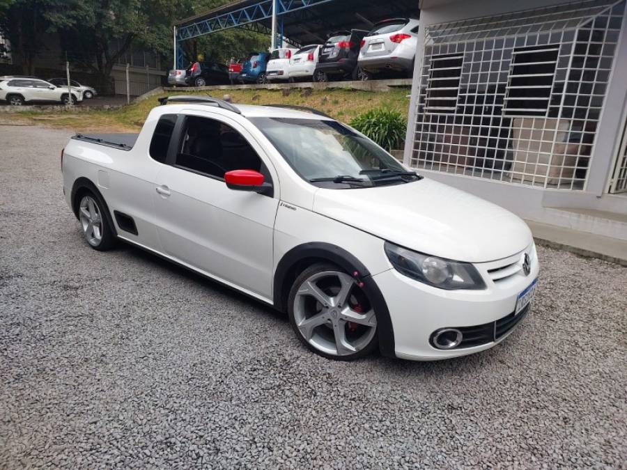VOLKSWAGEN - SAVEIRO - 2011/2011 - Branca - R$ 44.900,00
