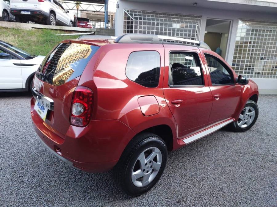 RENAULT - DUSTER - 2011/2012 - Vermelha - R$ 50.900,00